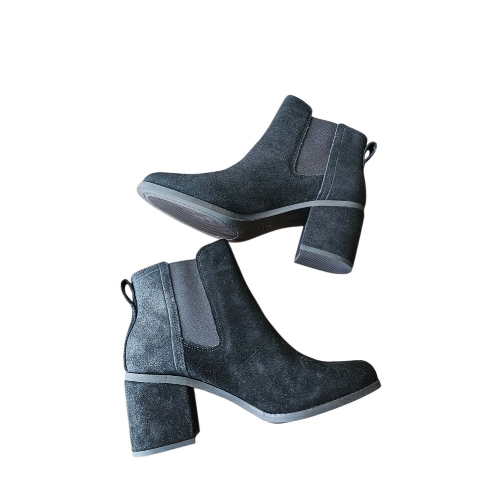 NEW Toms Black Mettalic Suede Block Heel Chelsea Boots - Women
